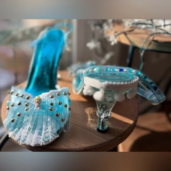 Custom, One~of~a~Kind, Handmade Princess Themed Slingback Sandal, Size 9/40 - Picture 6 of 17